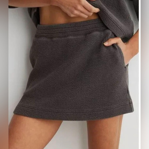 aerie Dresses & Skirts - AERIE WONDER MINI SKIRT